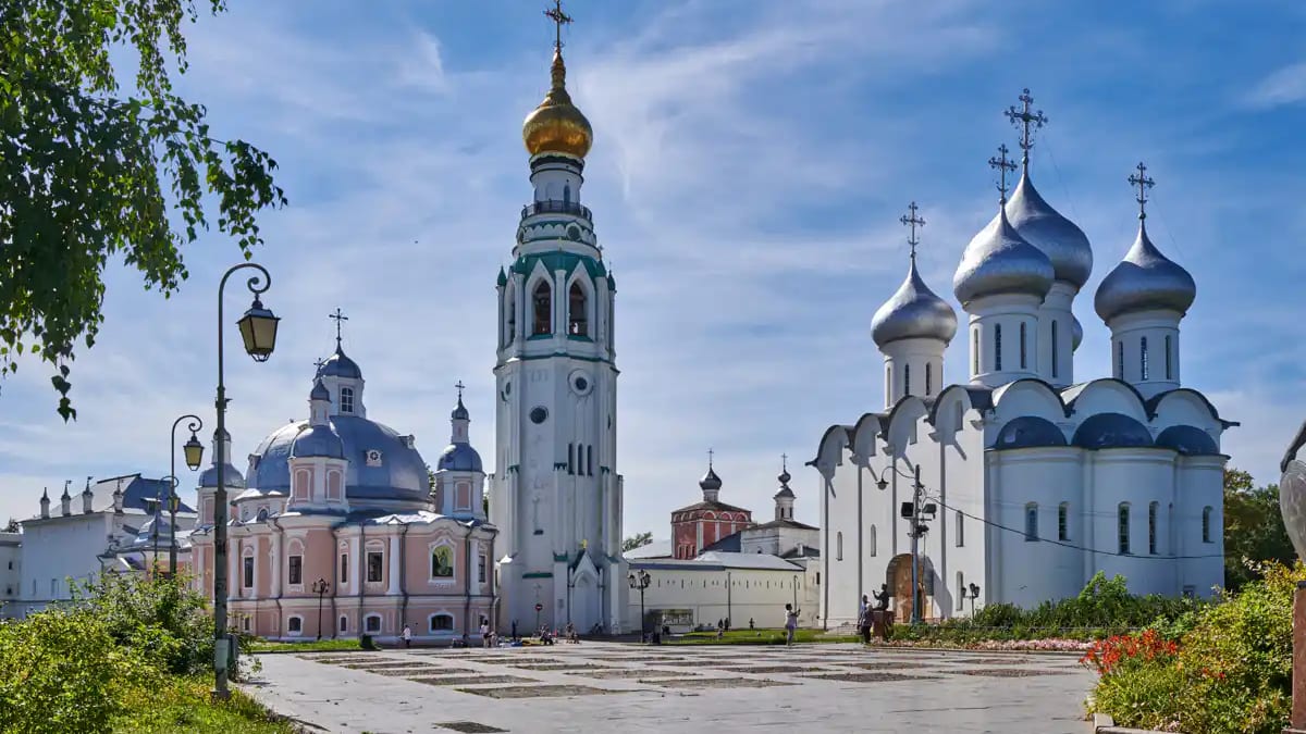 Давай, дружок, по Вологде кружок